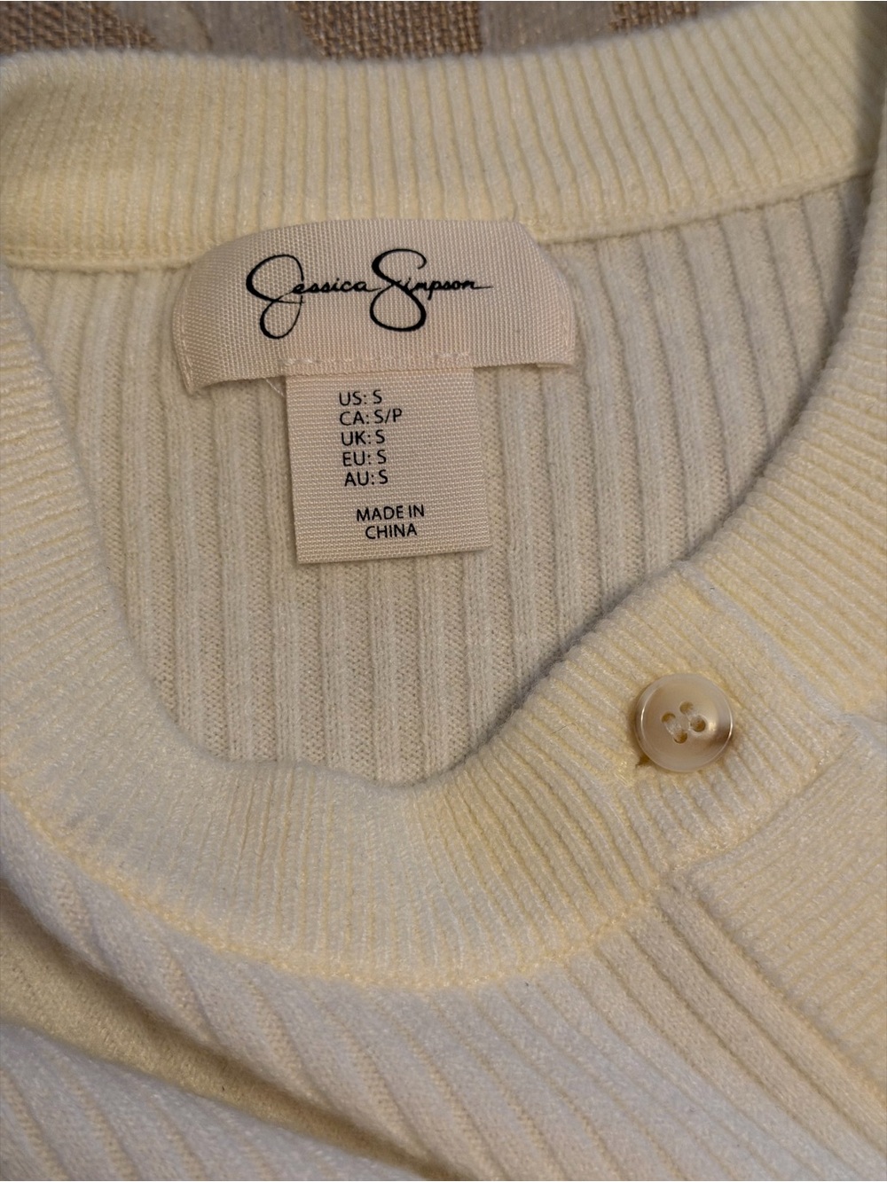 Jessica Simpson Ivory Ribbed Cropped Button Cardigan Sweater Small - Picture 11 of 13